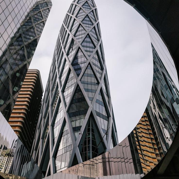 Parents evaluating schools in United Kingdom